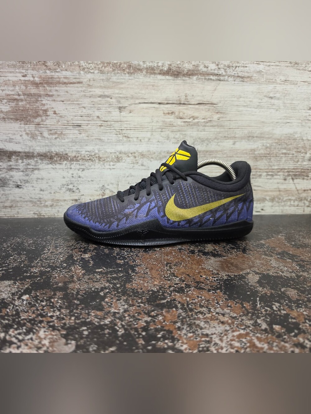 Kids Nike Kobe Mamba Rage GS Basketball Shoes Sz 7Y 7 Eur 40 943808 024